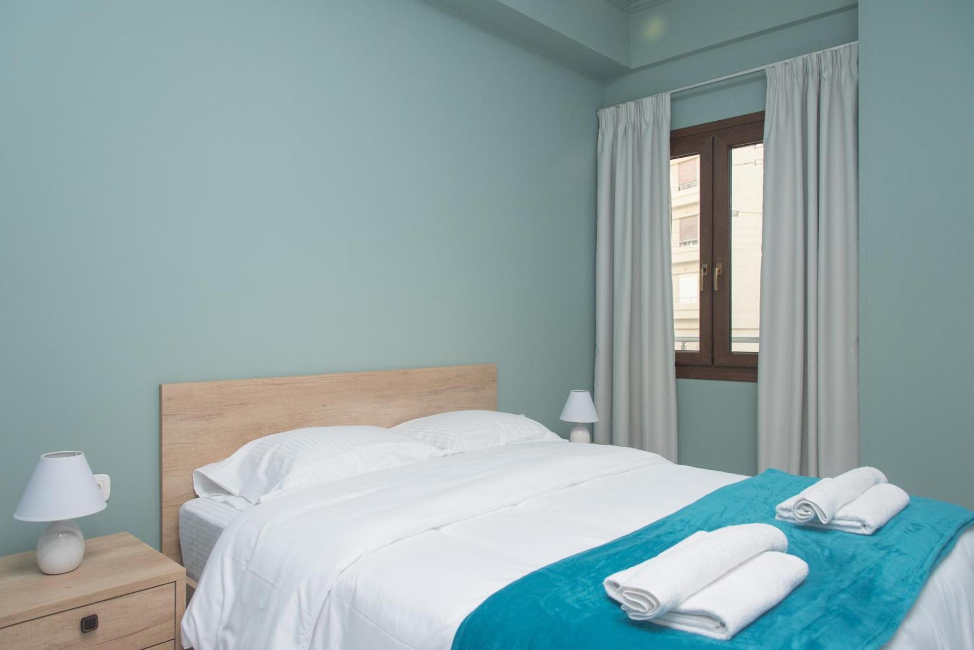 Comfy & Modern In The Heart Of